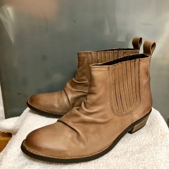 NEW TopShop ‘Ashton’ Distressed Chelsea-style Ankle Boots / Booties, size 9.5 - Picture 4 of 8